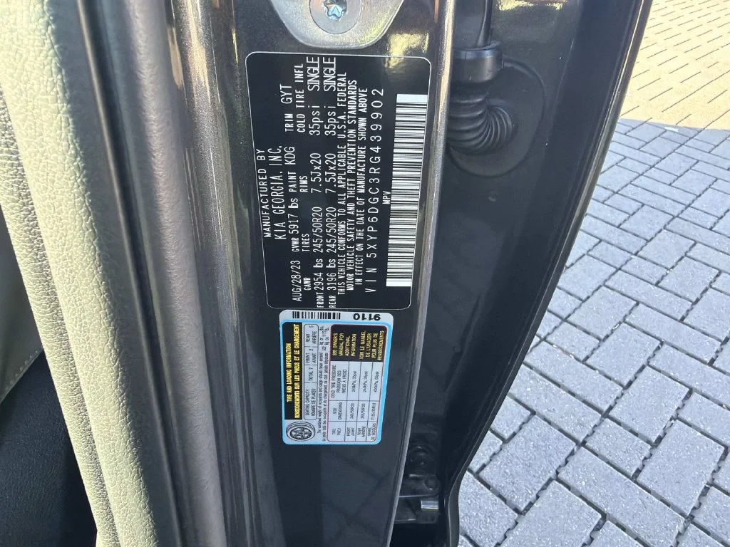 Used 2024 Gray Kia S image 32