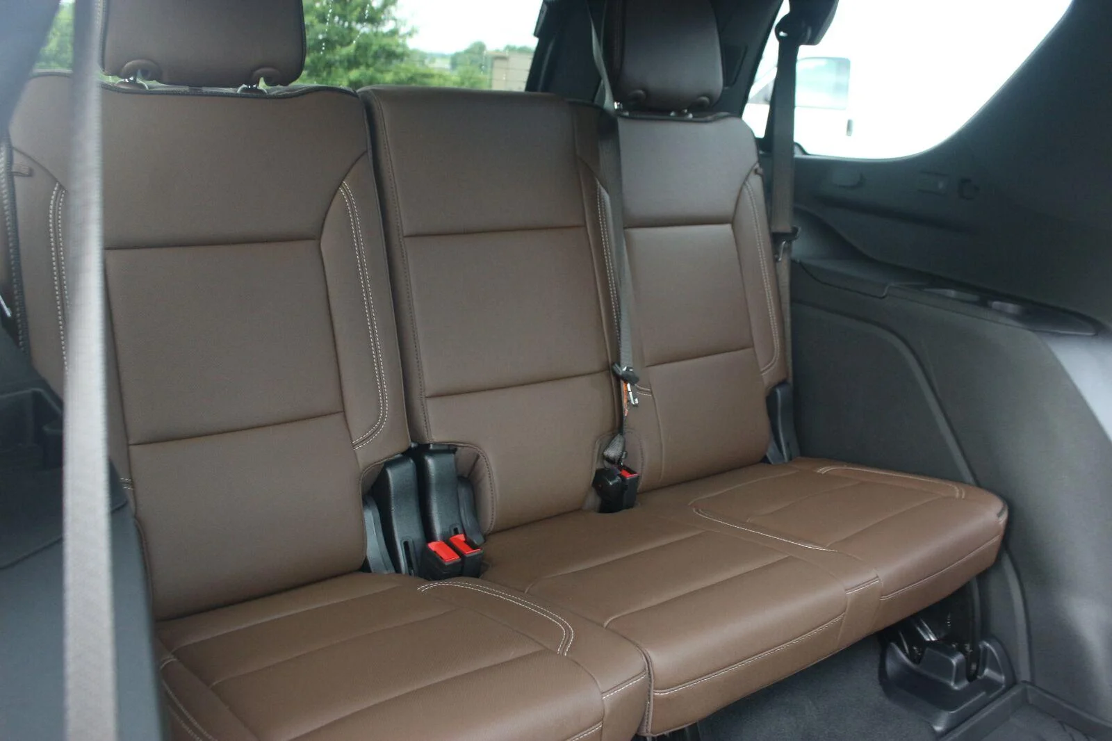 Used 2025 Black Chevrolet High Country image 39