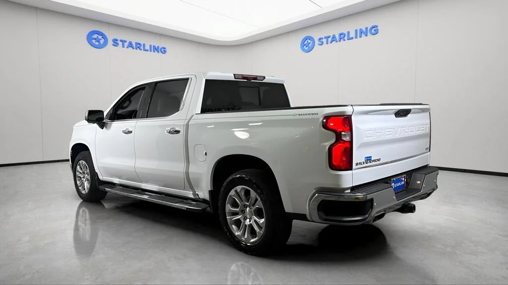 Used 2024 Summit White Chevrolet LTZ image 6