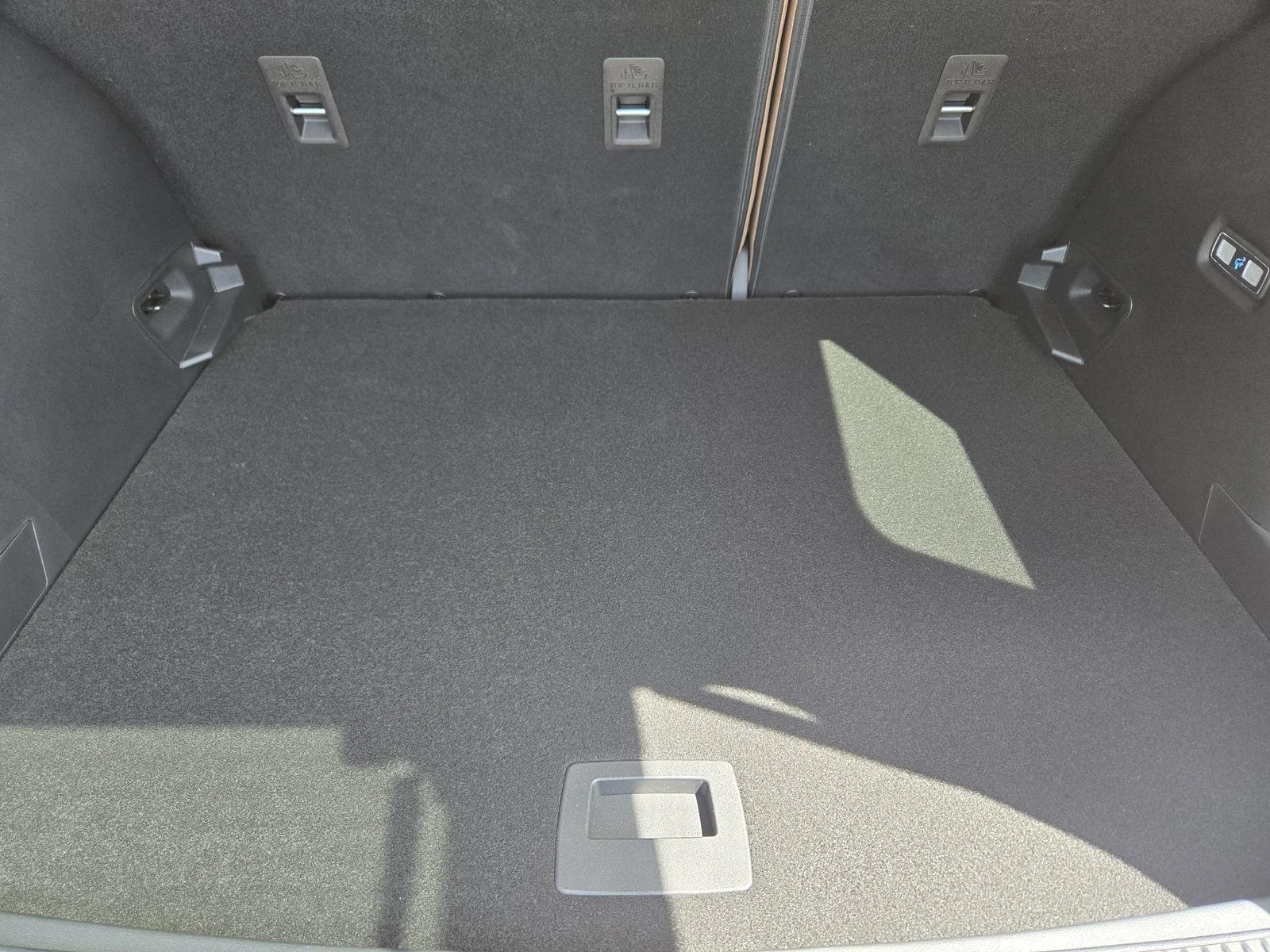 New 2026 Shadow Black Ford Outer Banks® image 20