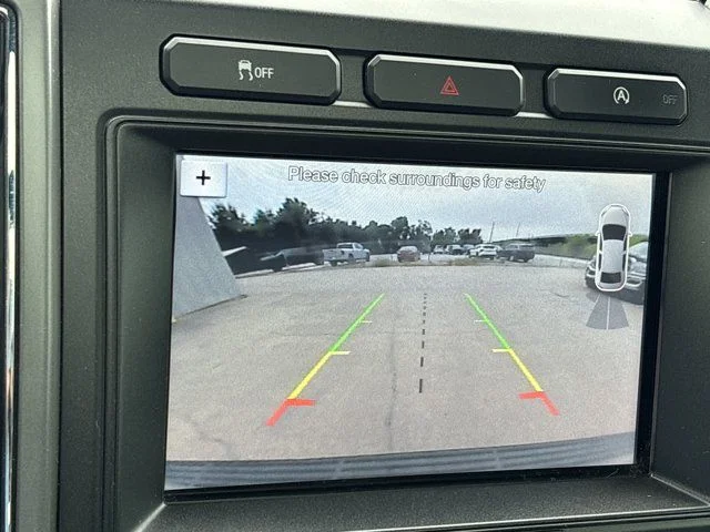 Used 2018 Silver Ford XLT image 37