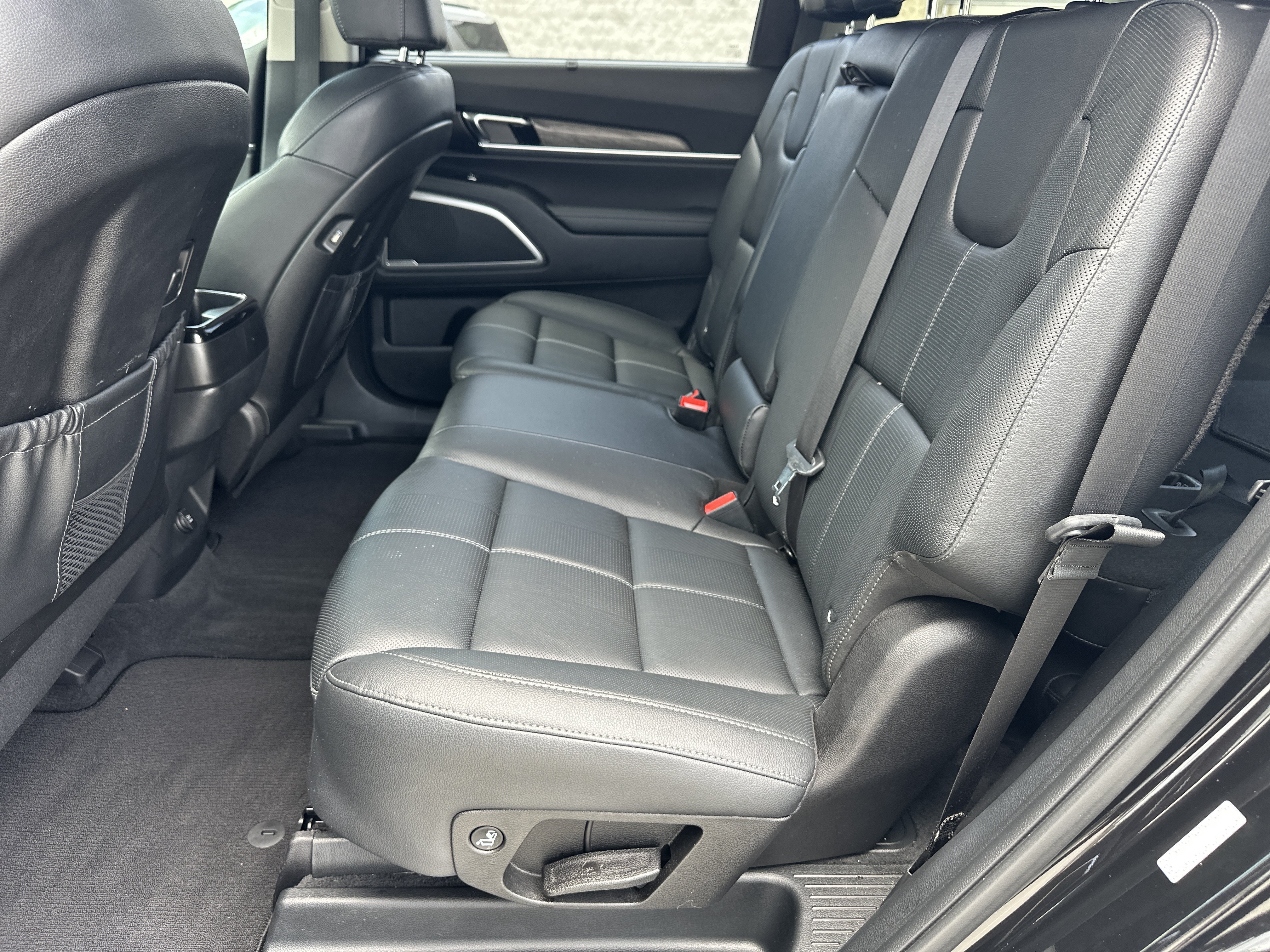 Certified Used 2022 Black Copper Kia EX image 25