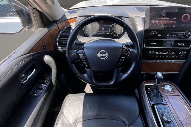 Used 2024 Silver Nissan SL image 5