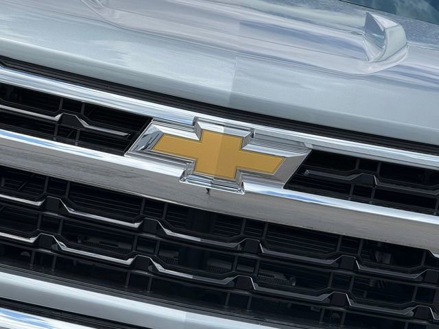 New 2026 Sterling Gray Metallic Chevrolet LT (2FL) image 3
