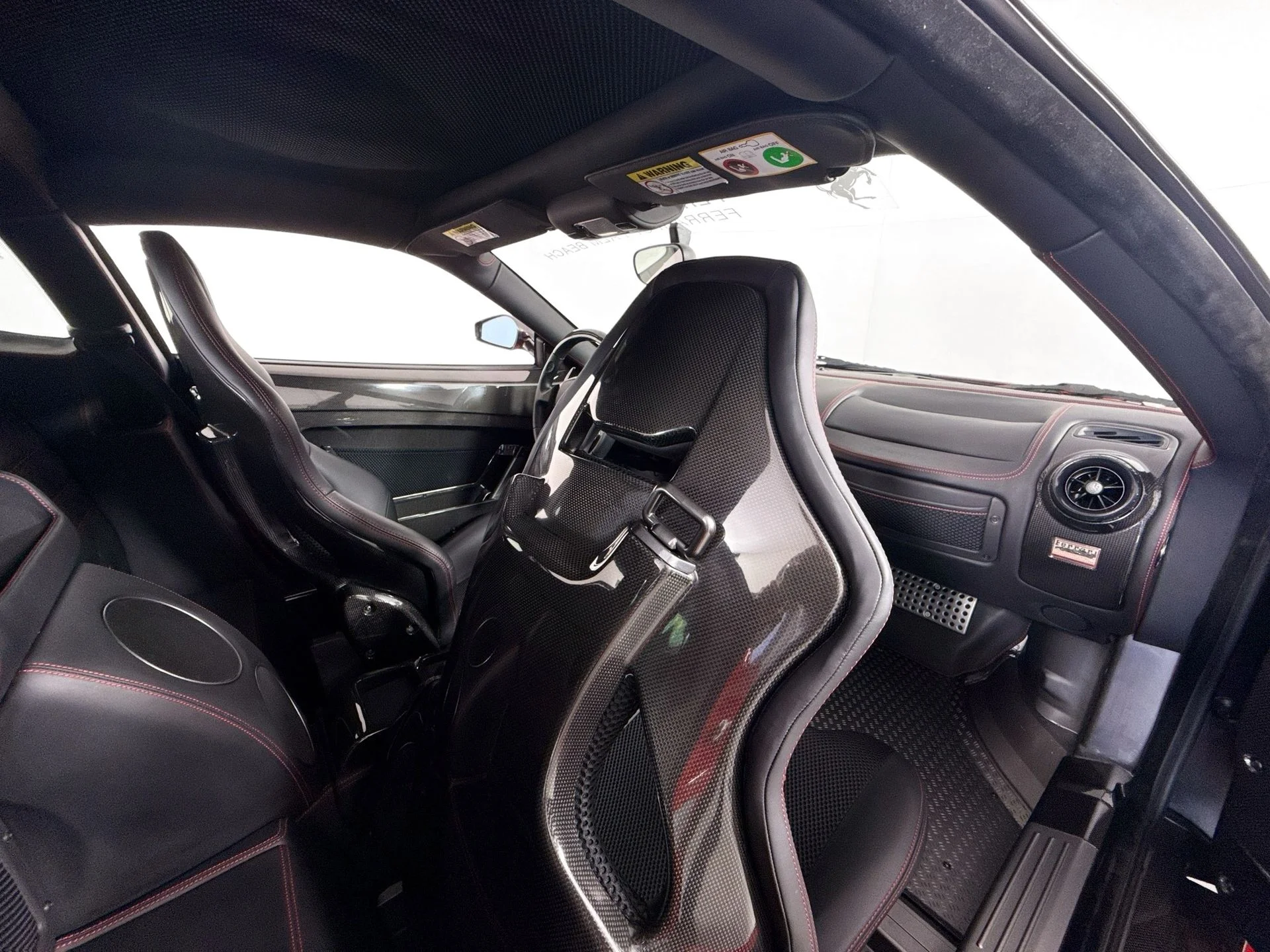 Used 2009 Red Scuderia Ferrari Scuderia image 20