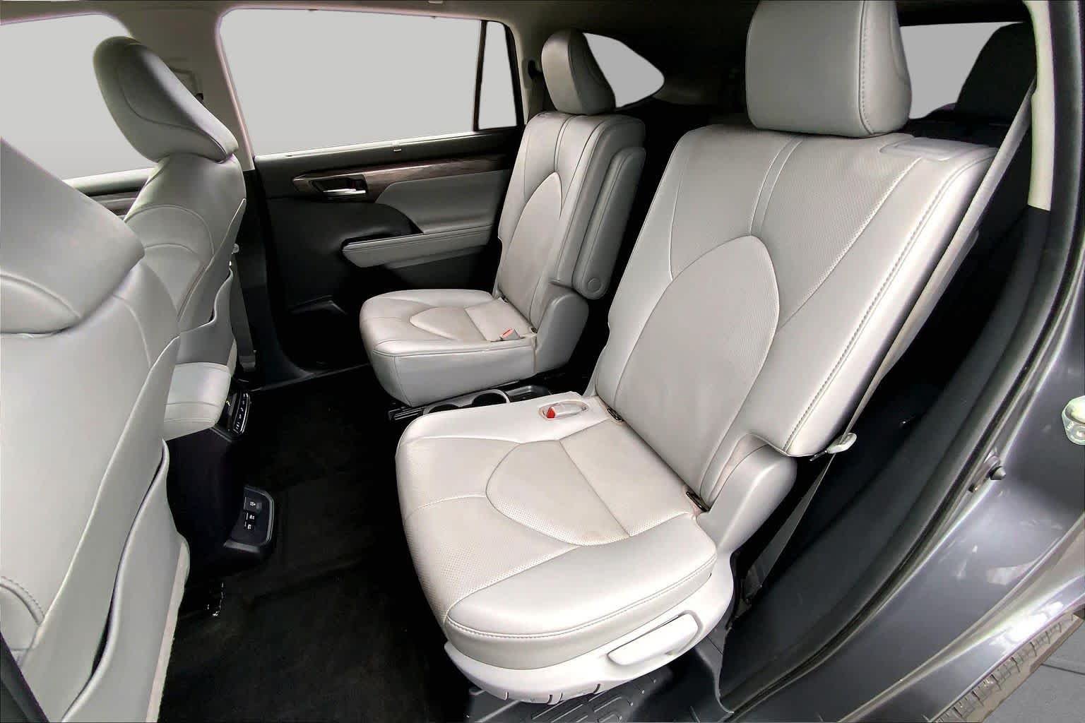Used 2020 Magnetic Gray Metallic Toyota Limited image 20