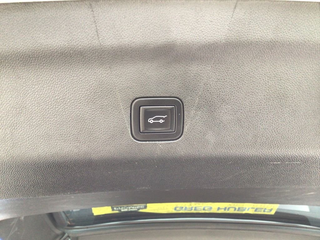 Used 2024 White Chevrolet Premier image 48