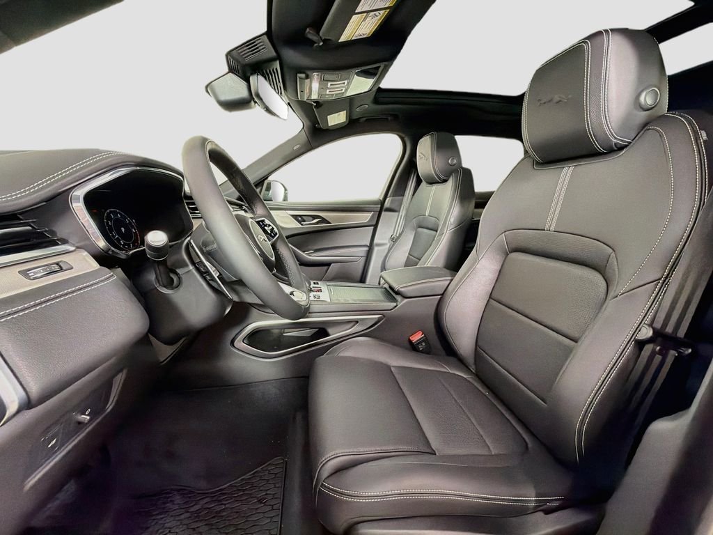 New 2026 Santorini Black Jaguar P250 R-Dynamic S image 22