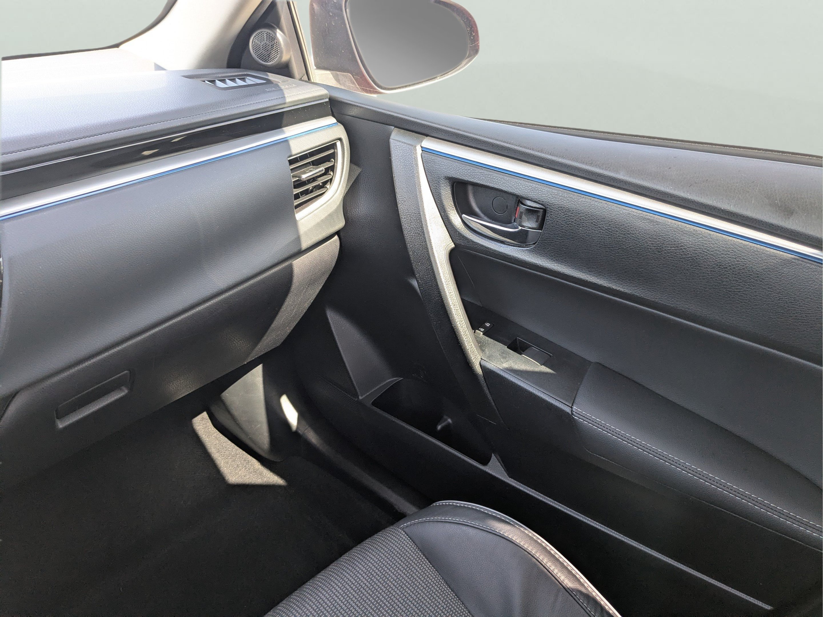 2016 Toyota Corolla S Plus - Photo 13
