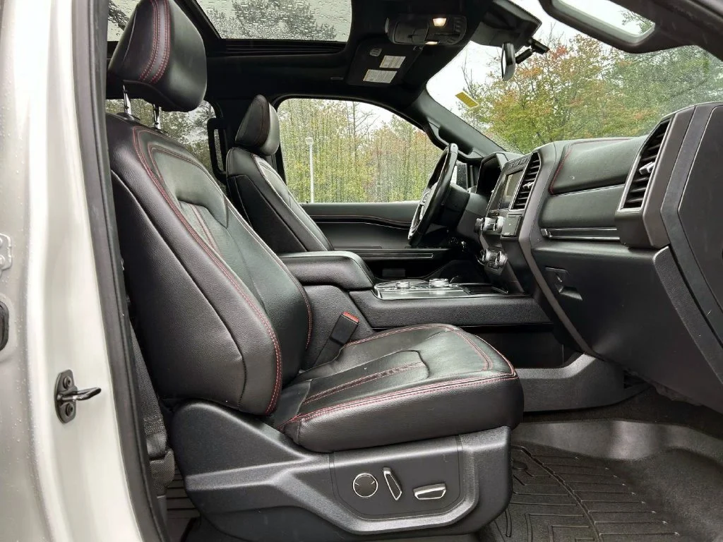 Used 2021 White Metallic Ford Limited image 20