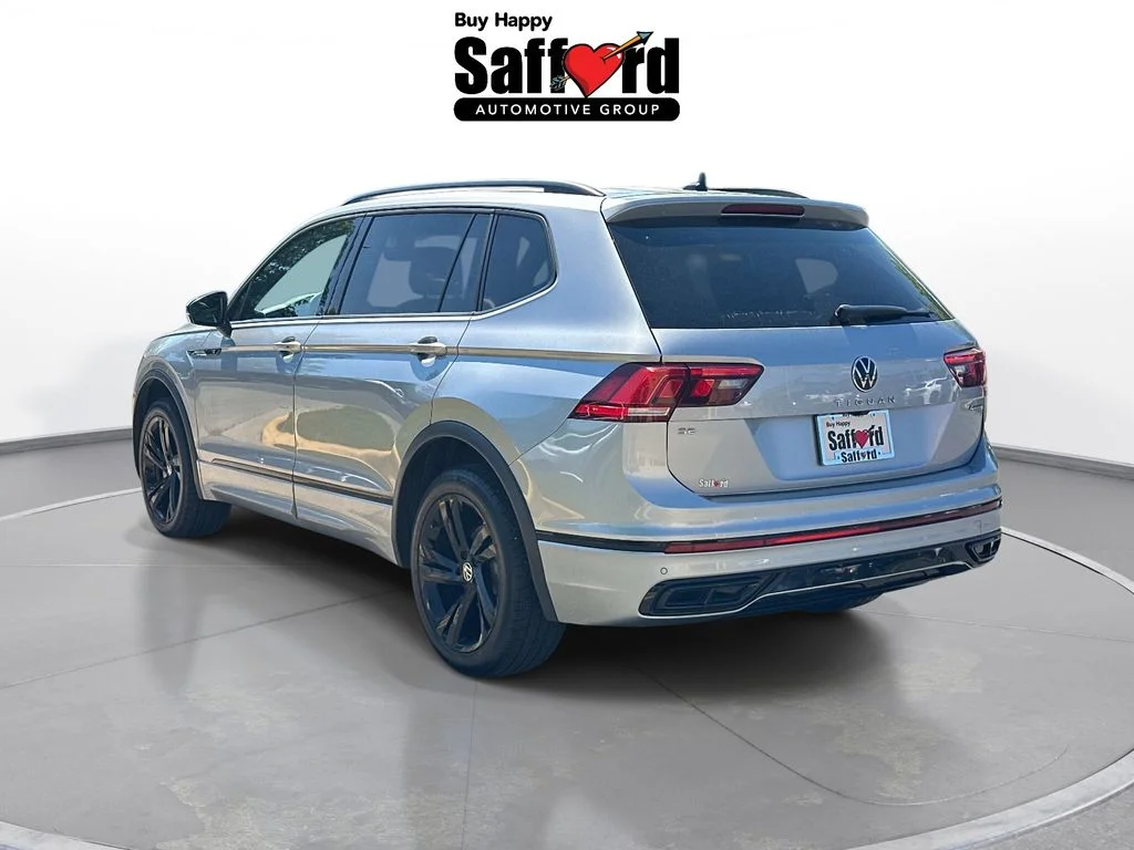 Used 2024 Silver Volkswagen 2.0T SE R-Line Black image 6
