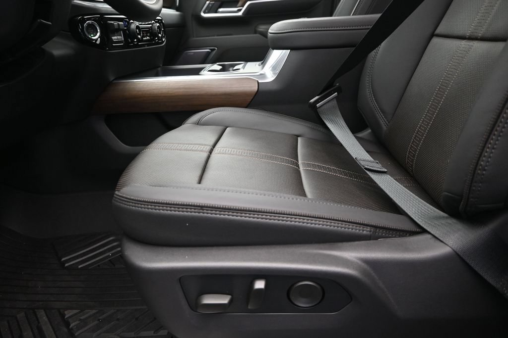 New 2026 Sterling Gray Metallic Chevrolet High Country image 13