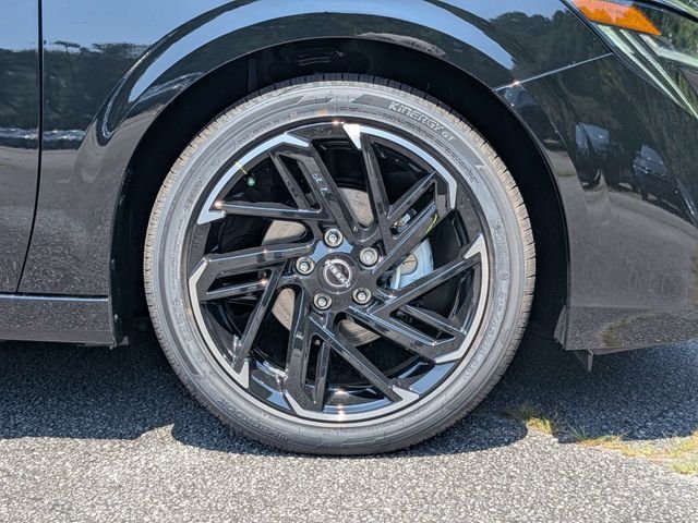 New 2026 Super Black Nissan SR image 10