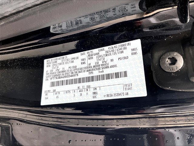 Used 2025 Black Ford XLT image 9