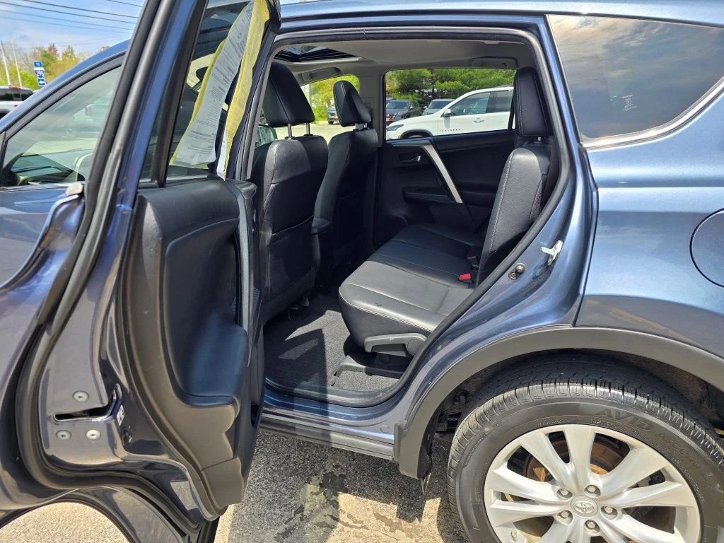 Used 2014 Shoreline Mist Toyota 4WD Limited image 8