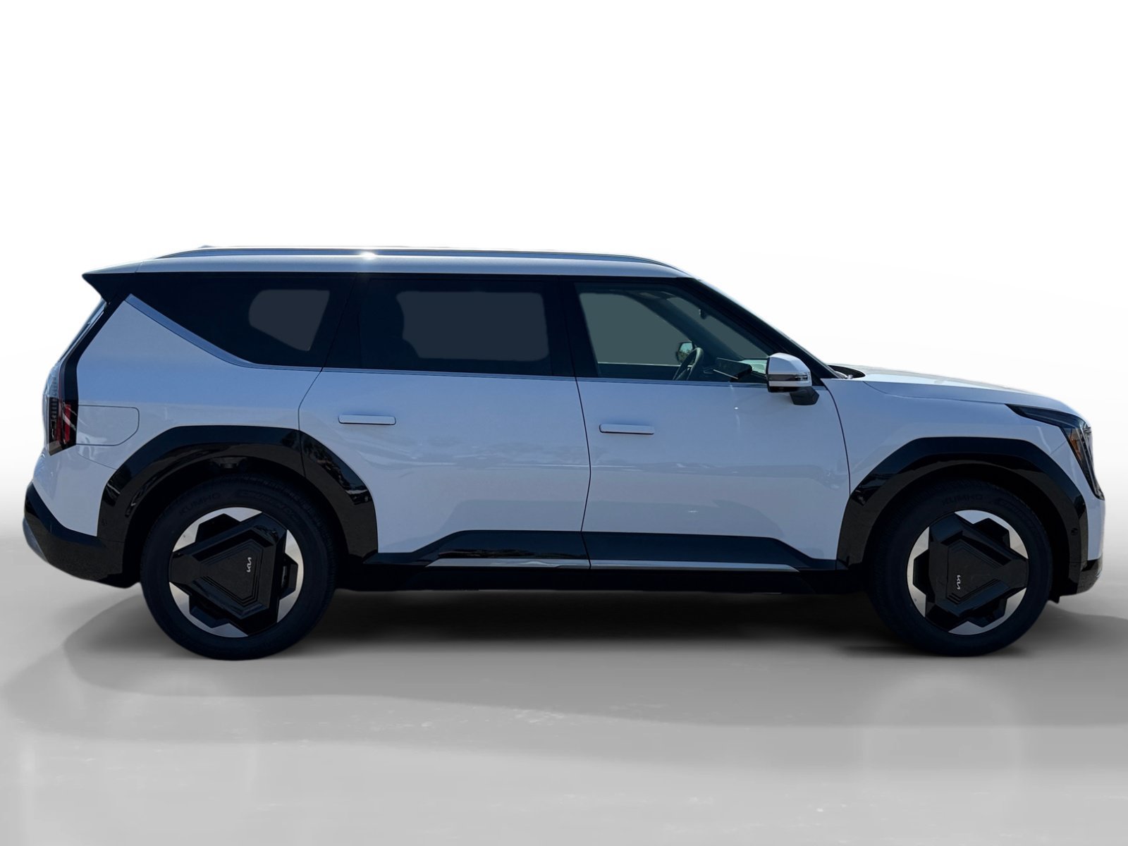 New 2026 Glacial White Pearl Kia Land AWD image 6