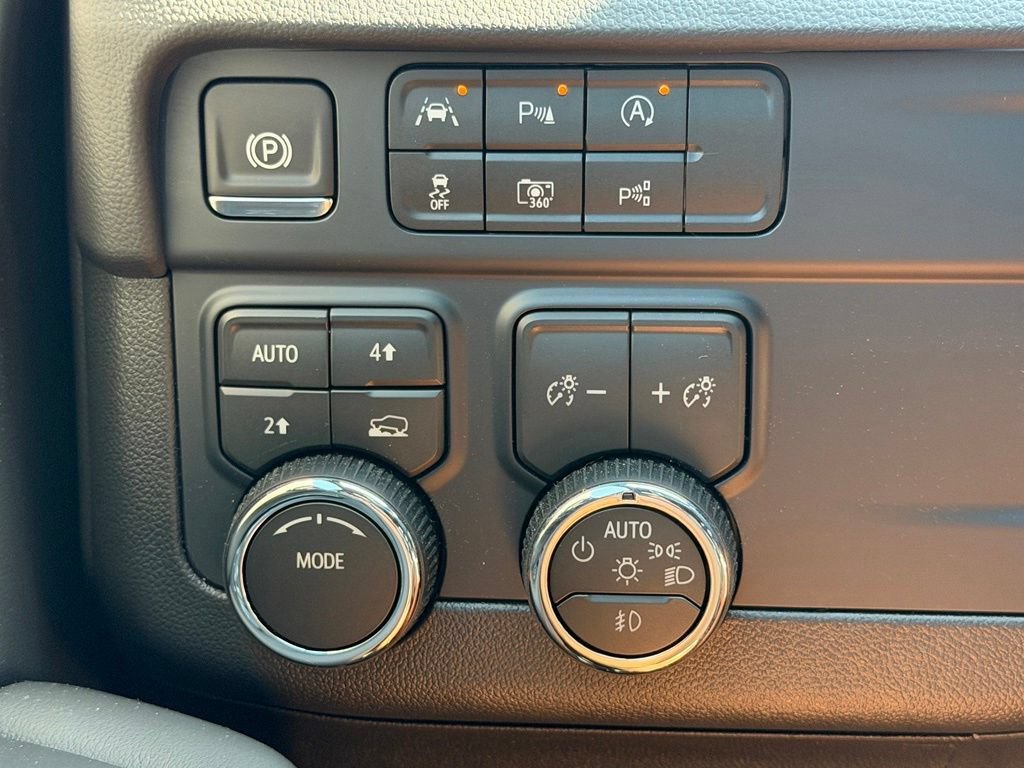 Used 2026 Sterling Gray Metallic Chevrolet LT image 26
