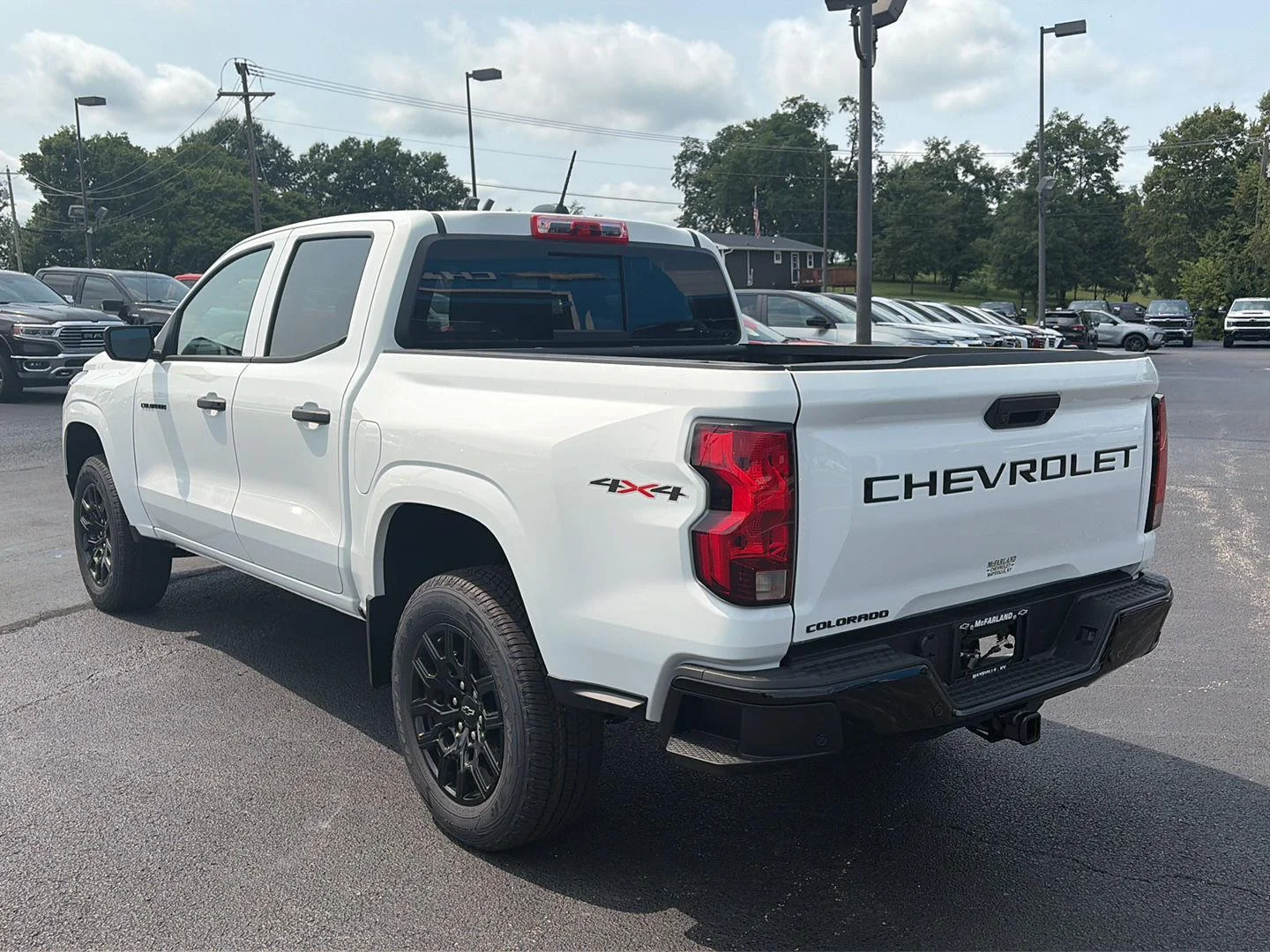 New 2026 Summit White Chevrolet WT image 3