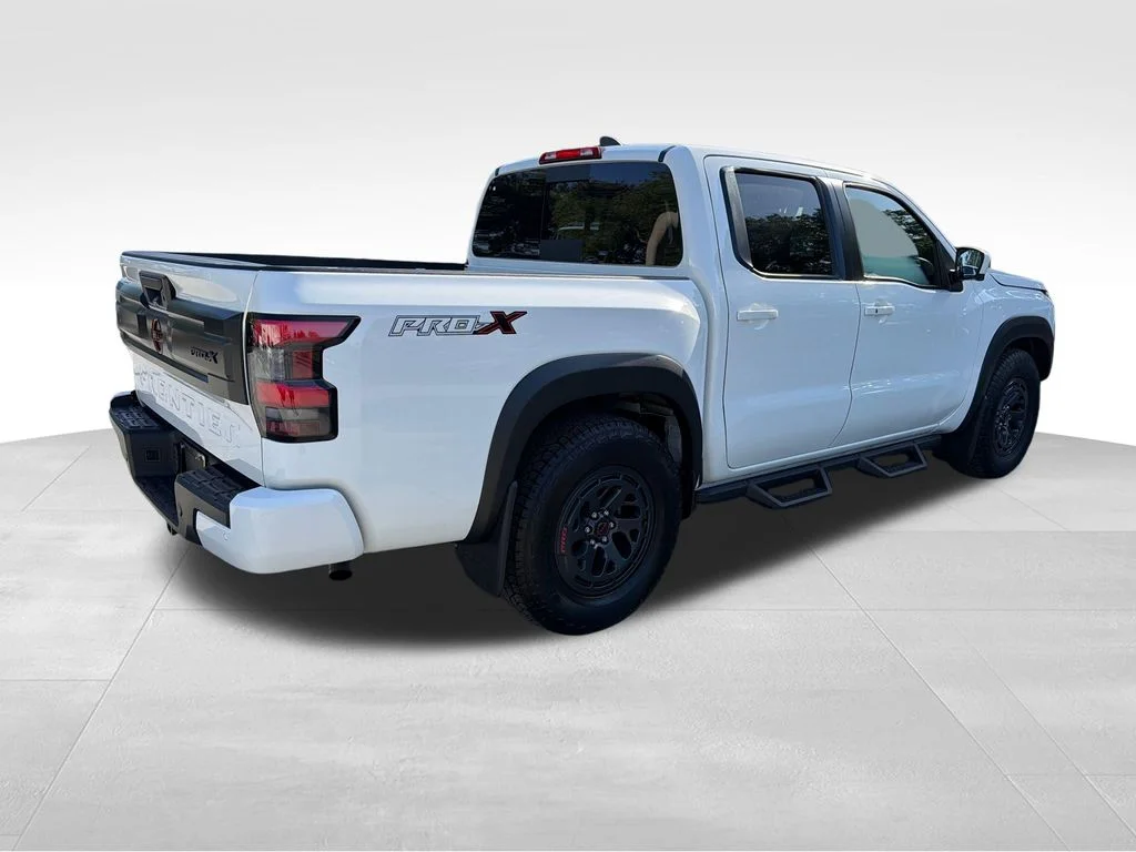 2026 Nissan Frontier PRO-X - Photo 14