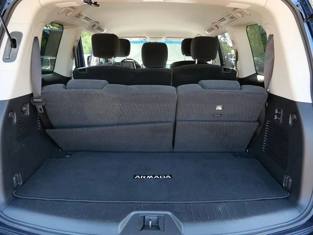 Used 2019 Blue Pearl Nissan SV image 10