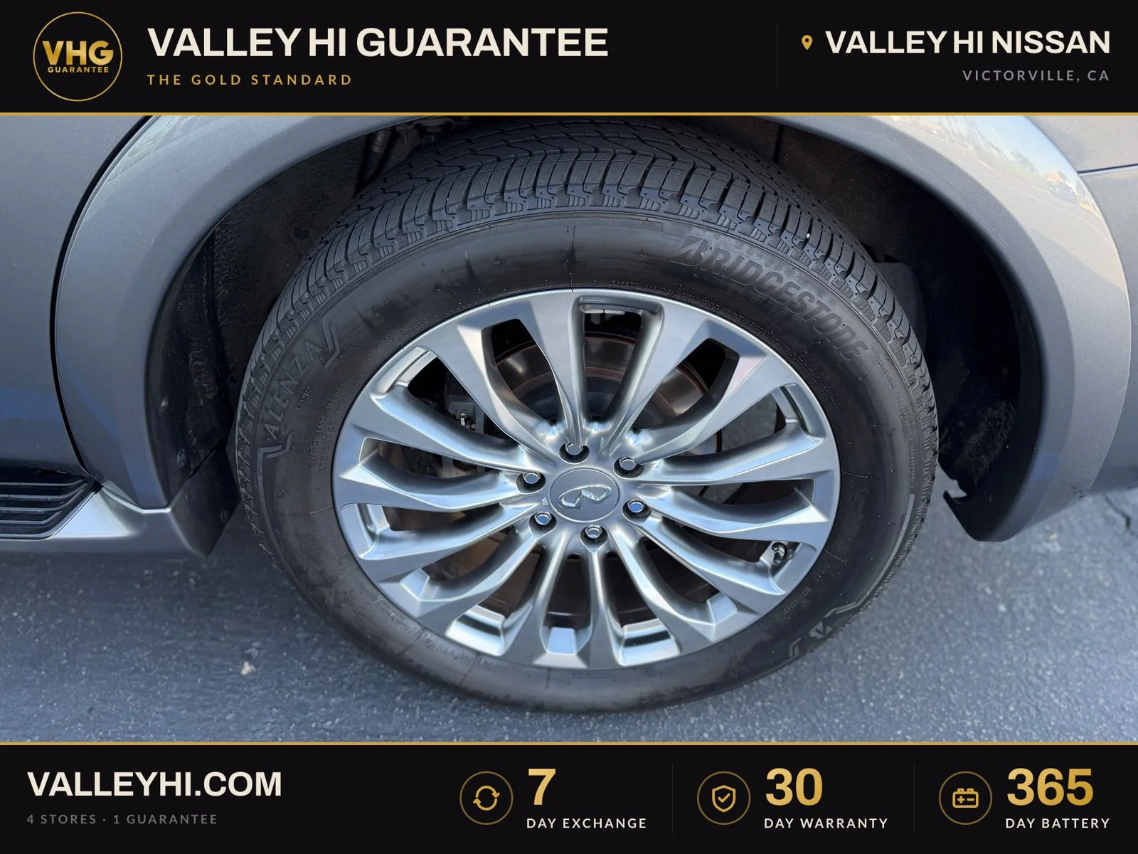 Used 2017 Gray INFINITI Base image 12