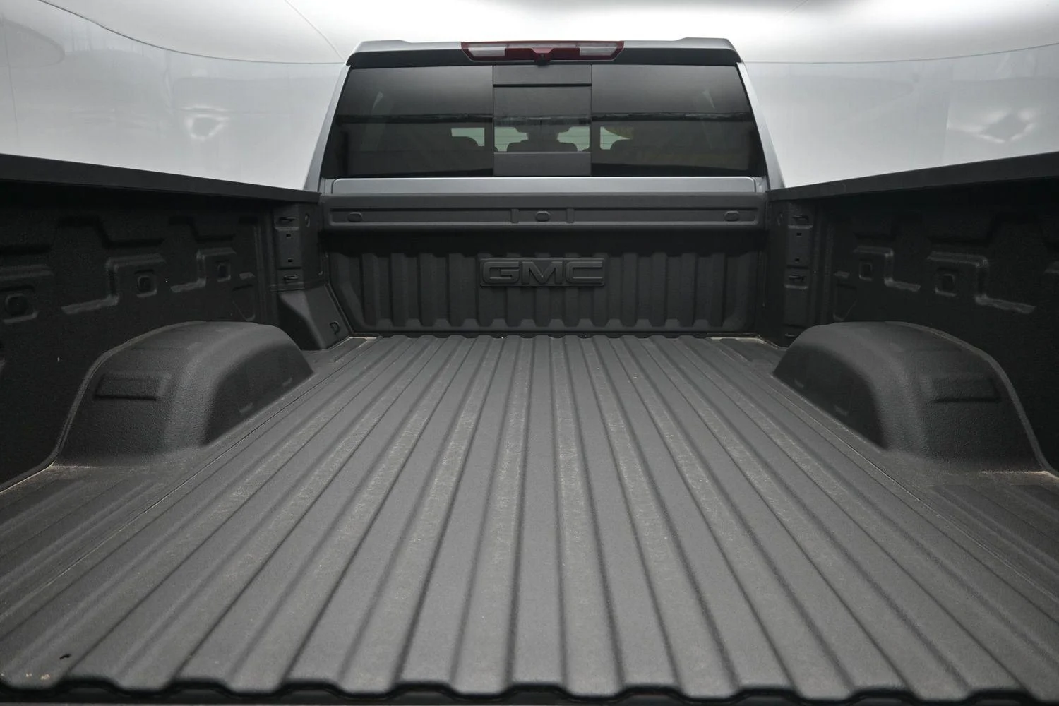 2026 GMC Sierra 2500HD AT4 - Photo 18