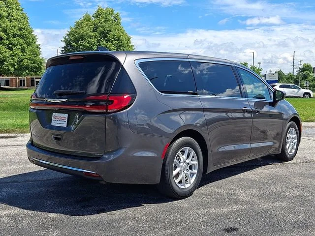Certified Used 2023 Gray Chrysler Touring L image 6