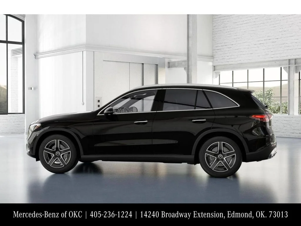 Used 2026 Black Mercedes-Benz GLC 300 image 33