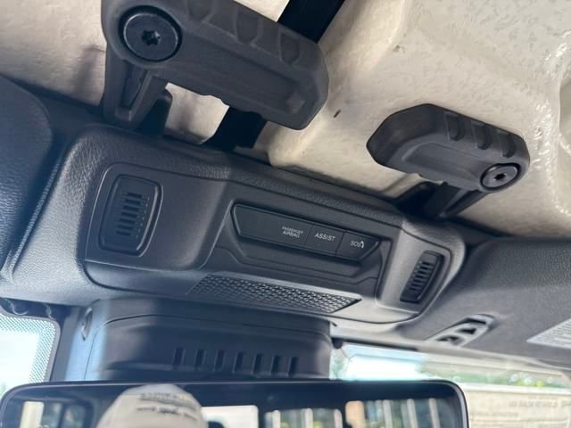 New 2025 Bright White Clearcoat Jeep Mojave image 41