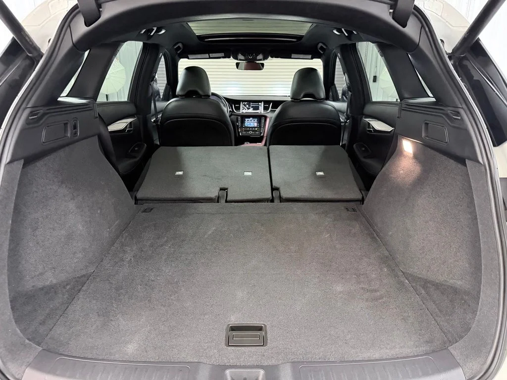 Certified Used 2023 White INFINITI SPORT image 33