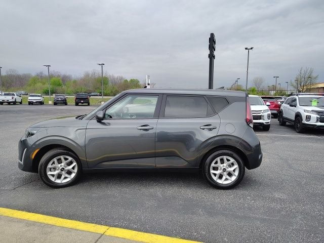 Used 2025 Gray Kia LX image 4