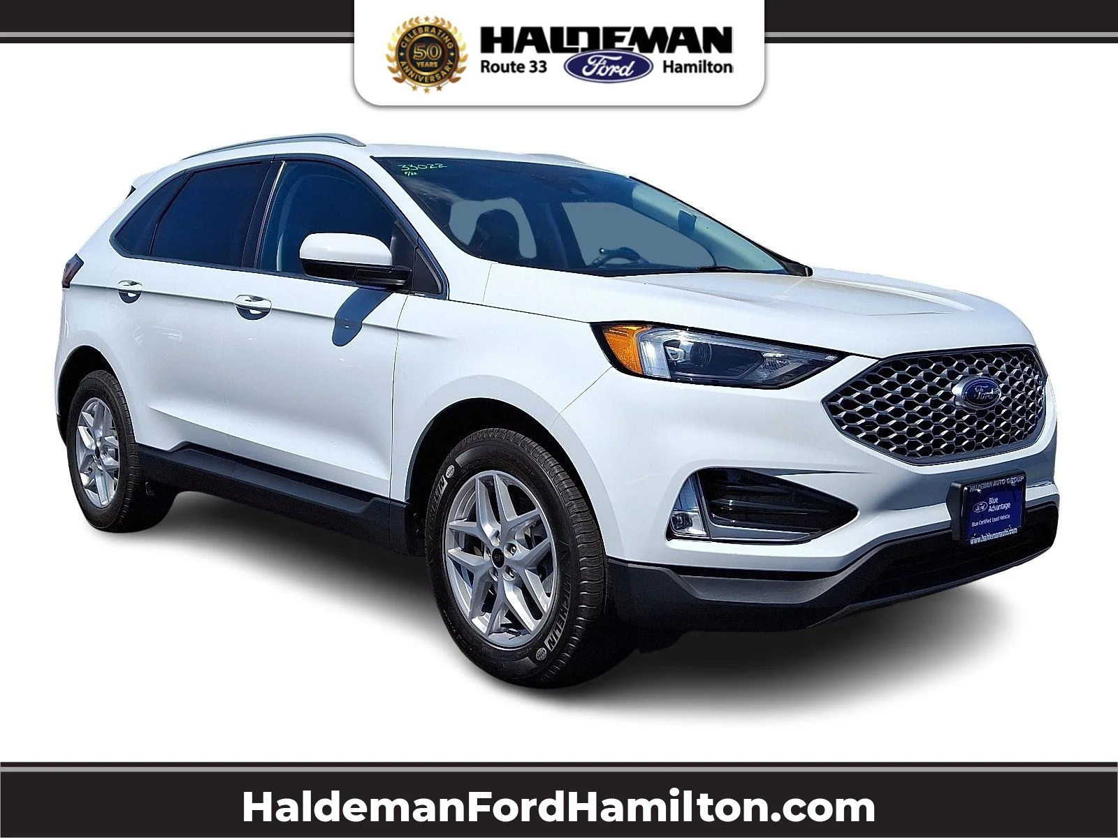 Used 2023 White Ford SEL image 1