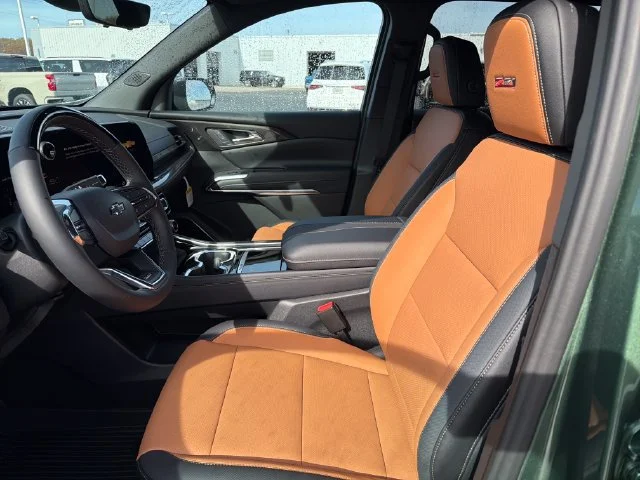 2027 Chevrolet Traverse Z71 - Photo 10