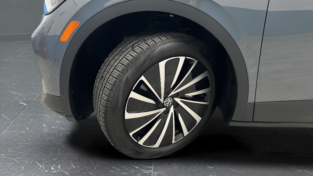 Used 2025 Gray Volkswagen Pro image 33