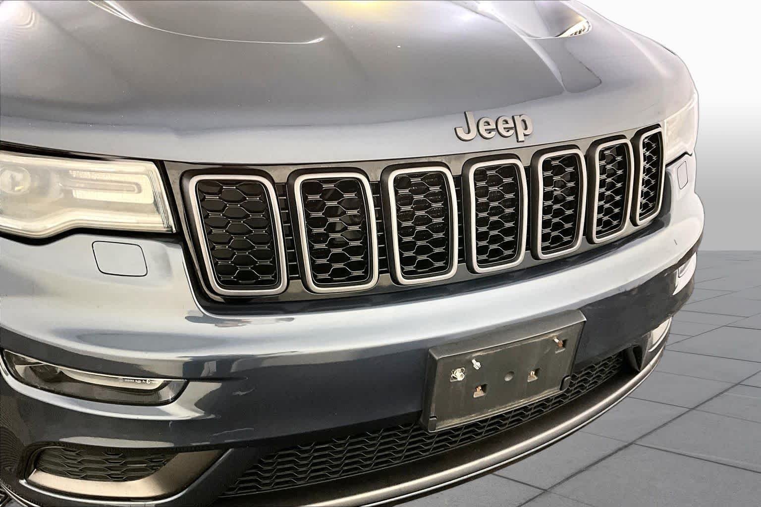 Used 2019 Slate Blue Pearl Coat Jeep Limited X image 32