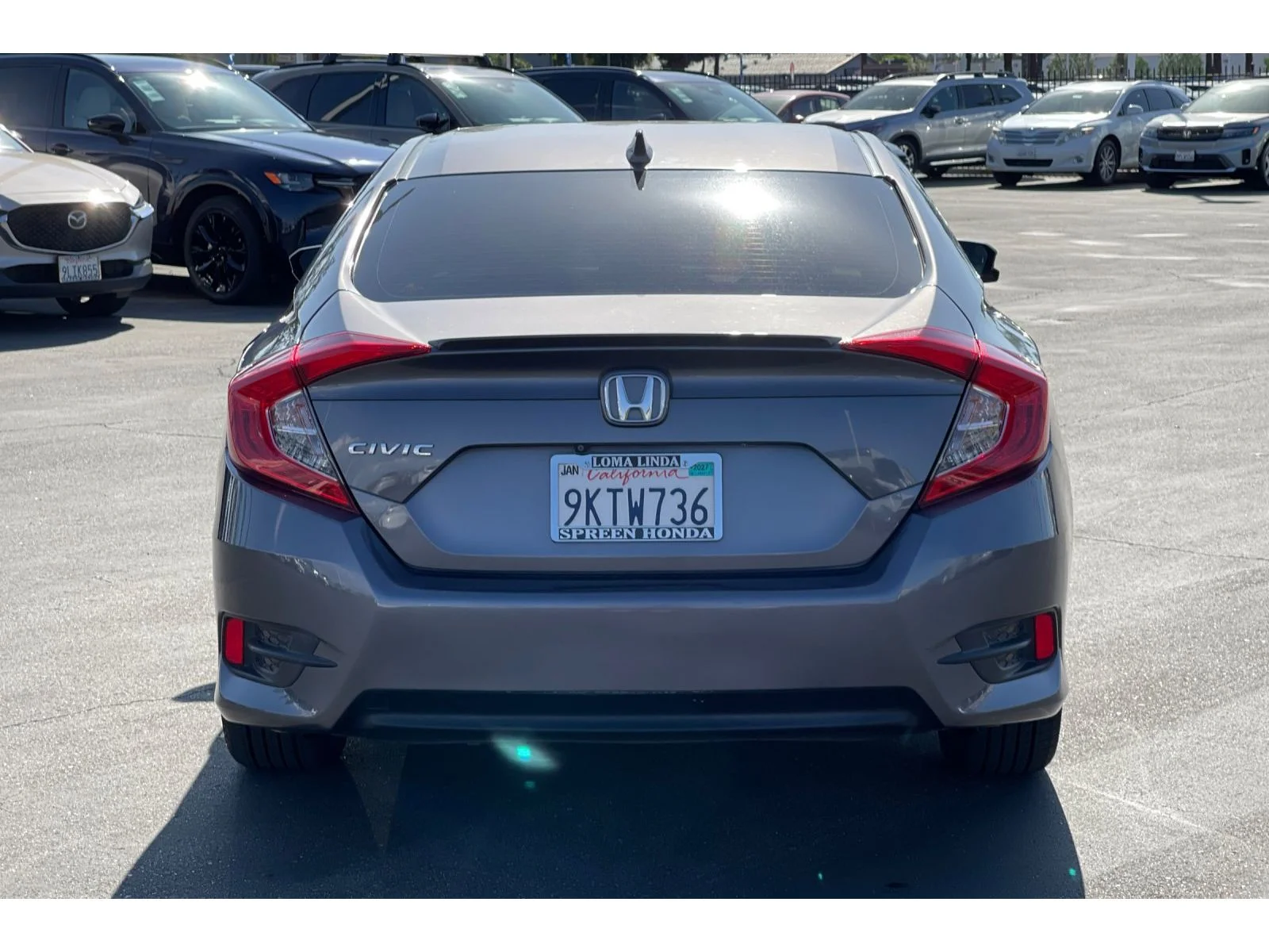 Used 2018 Modern Steel Metallic Honda EX-T image 4
