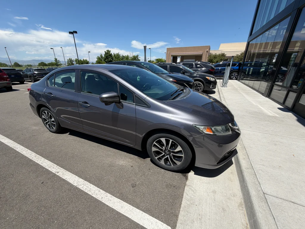 Used 2014 Modern Steel Metallic Honda EX image 5