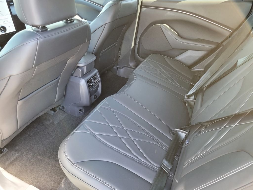 2025 Ford Mustang Mach-E Premium - Photo 6