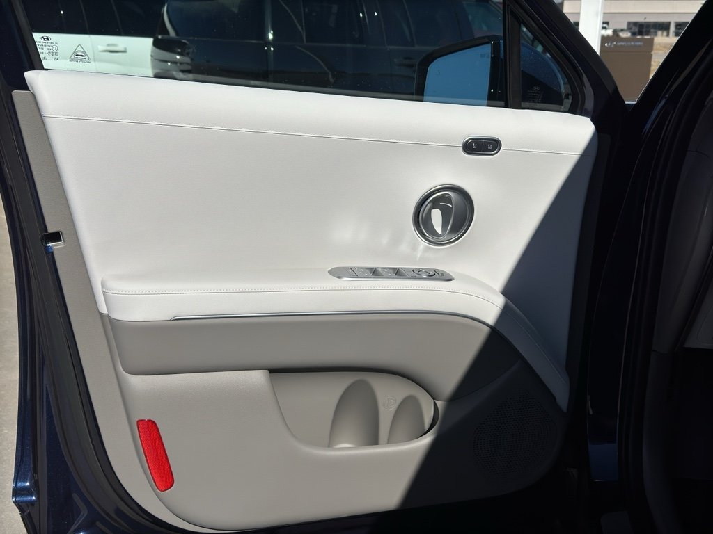 New 2026 Pacific Sapphire Hyundai Limited image 10