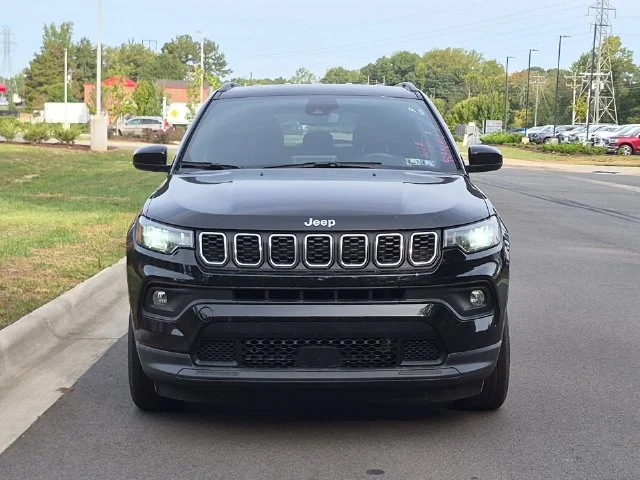 Used 2025 Black Jeep Latitude image 8