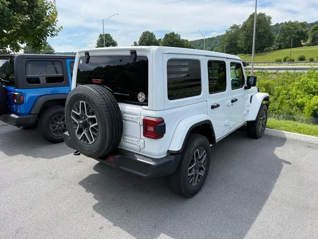 Used 2024 White Jeep Sahara image 12