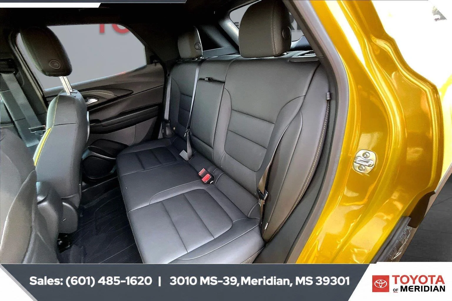Used 2025 Nitro Yellow Metallic Chevrolet ACTIV image 19