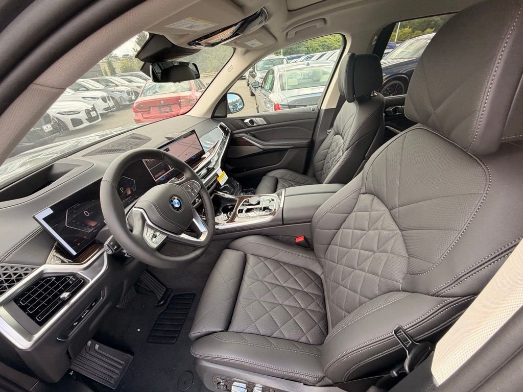 New 2027 Skyscraper Grey Metallic BMW xDrive40i image 6