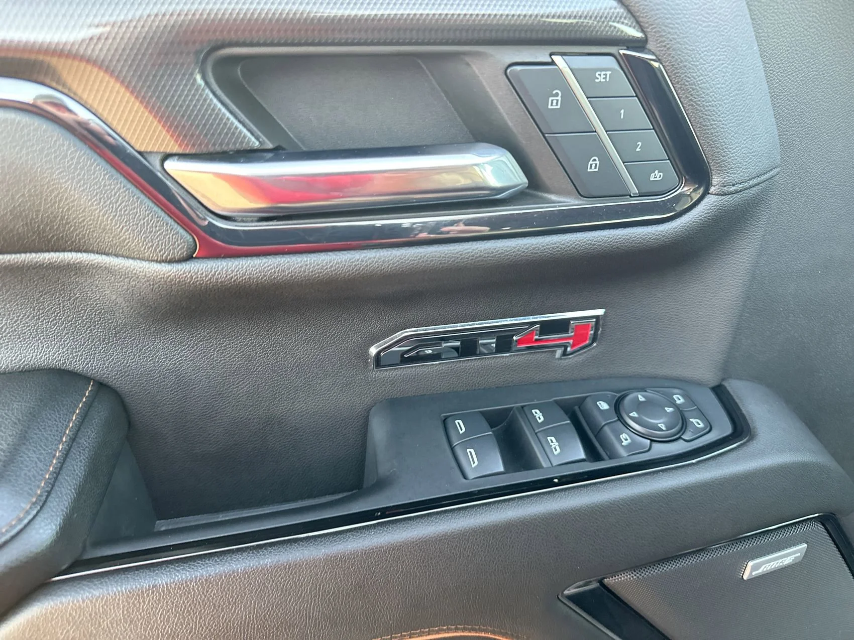 2024 GMC Sierra 1500 AT4 - Photo 12
