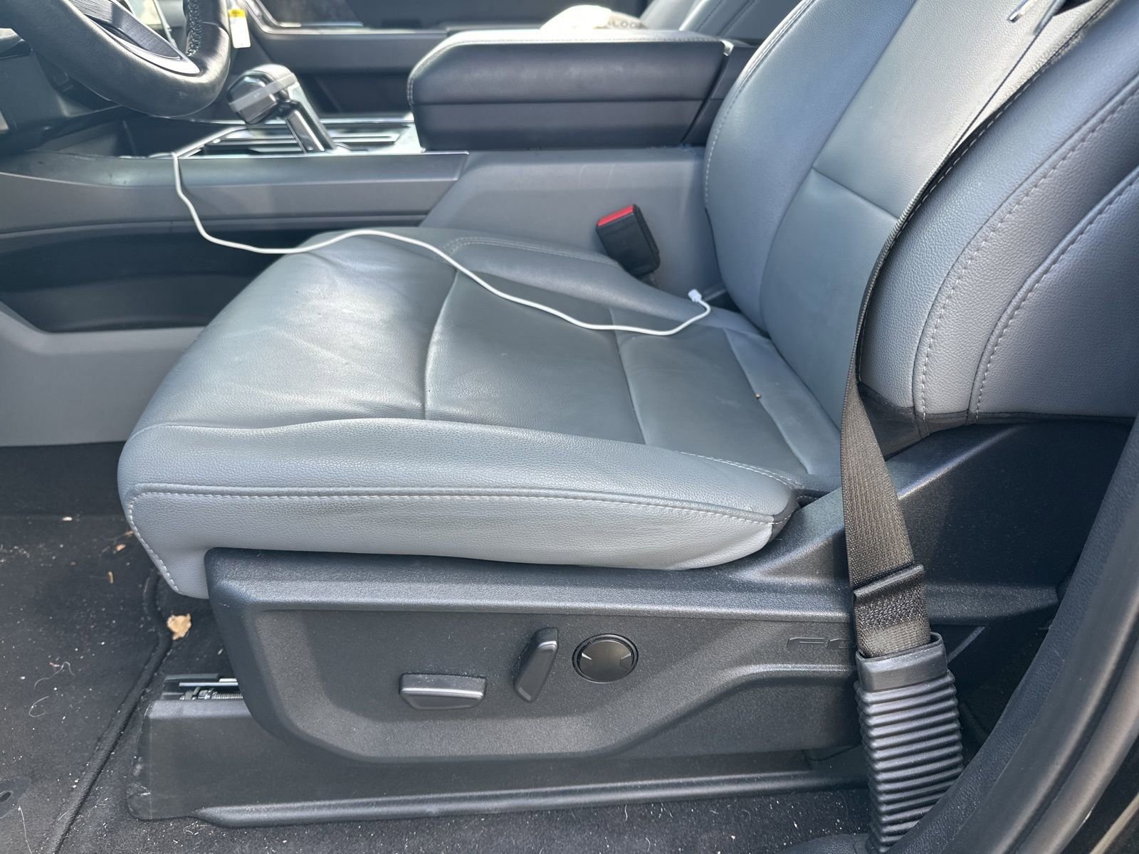 Used 2025 Ford F-150 Lightning Flash with VIN 1FT6W3LUXSWG21271 for sale in Spring Hill, FL