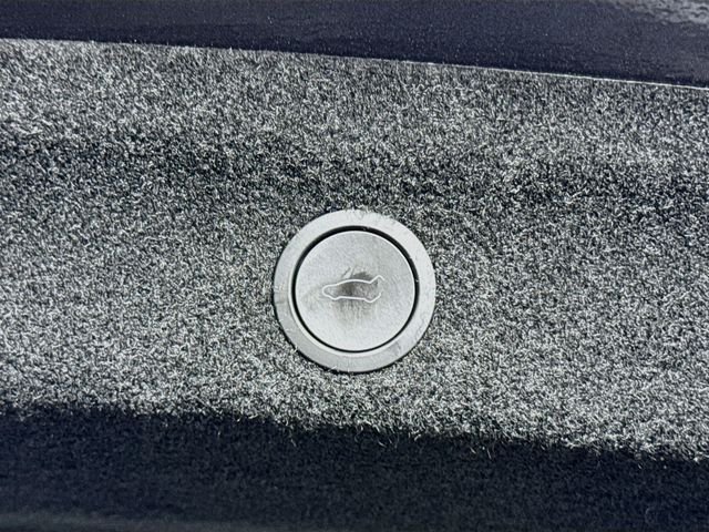 2026 Tesla Model Y Premium - Photo 43