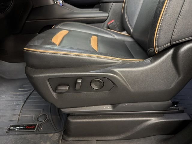 2021 GMC Yukon AT4 - Photo 10