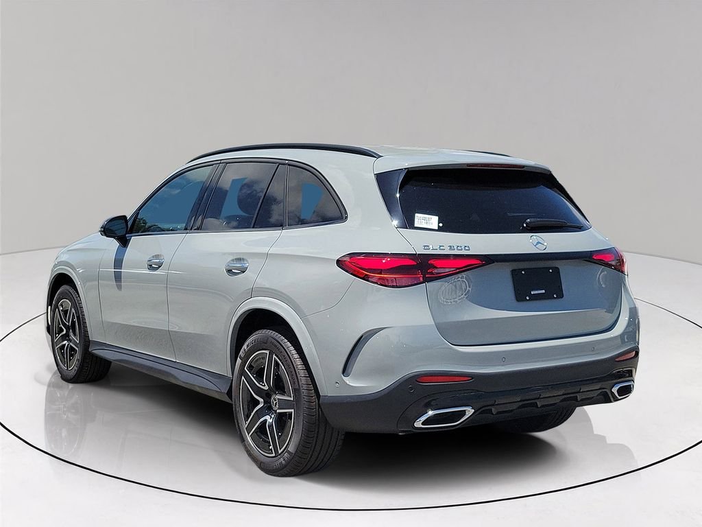 New 2026 MANUFAKTUR Alpine Grey Mercedes-Benz GLC 300 image 4