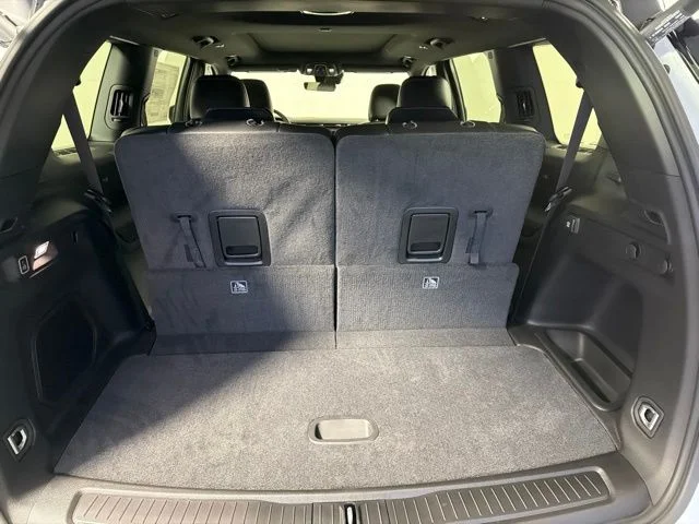 New 2026 White/off-white Jeep Limited image 10