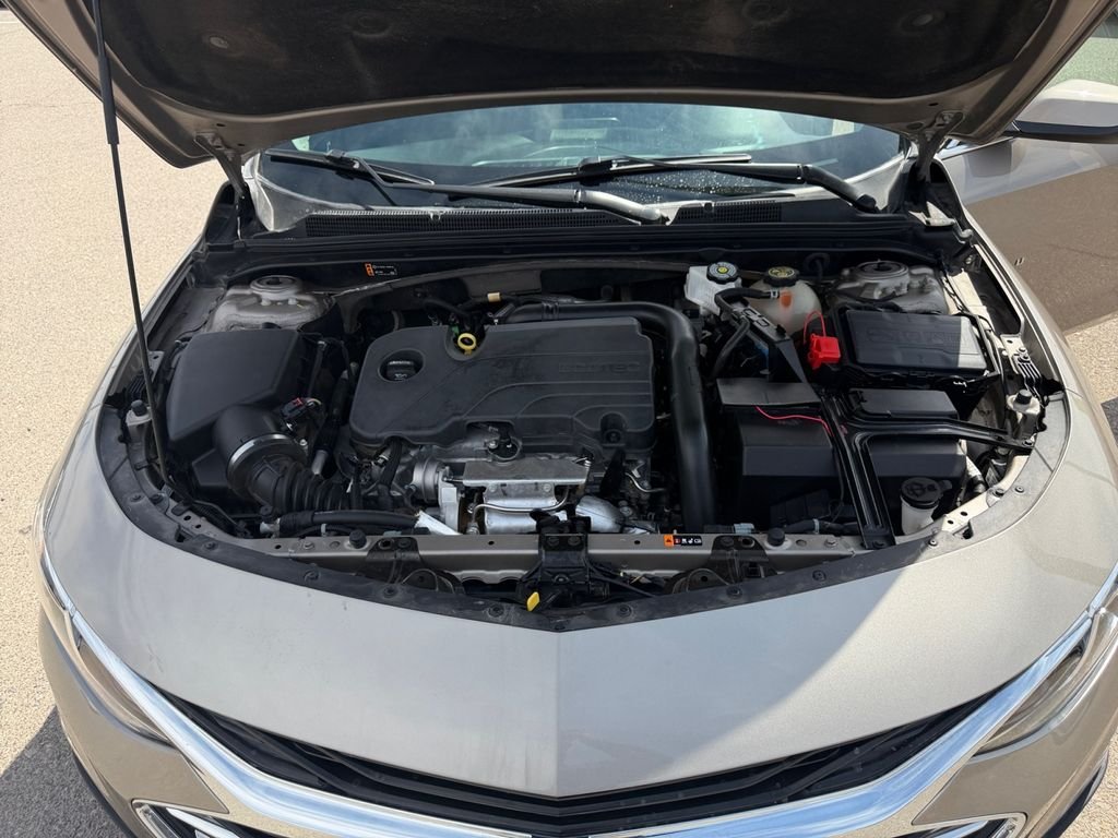 Used 2024 Gray Chevrolet LT image 20